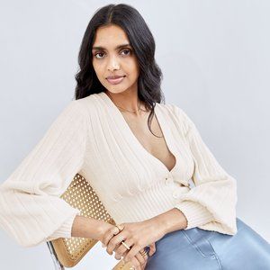 BNWT Aritzia Wilfred Plunge Front V-neck Cardigan - XS